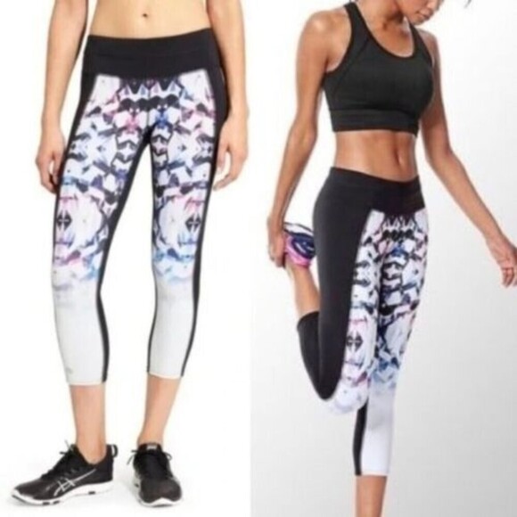 ATHLETA Disco Geo Sonar Cropped Workout Athletic Leggings Size Small - Picture 1 of 8